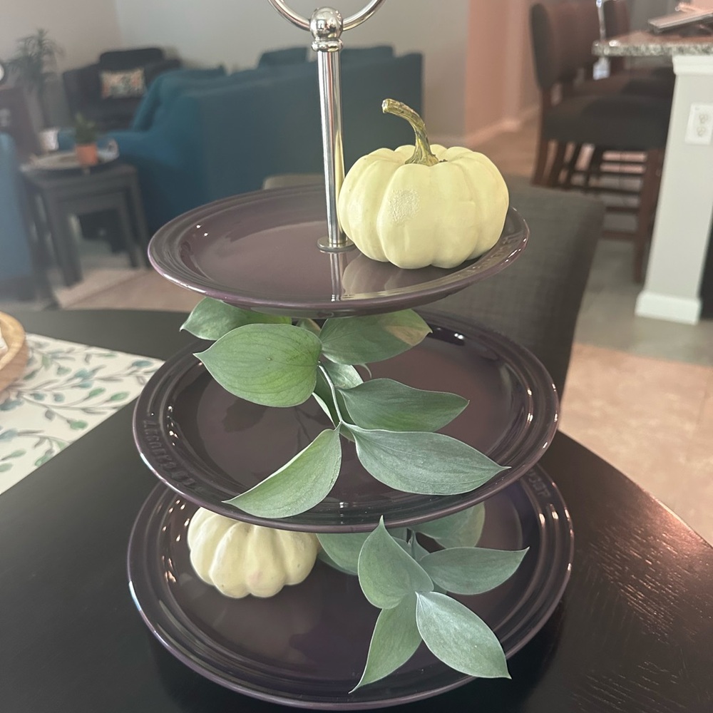 Le Creuset Rare Purple Tiered Serving Stand